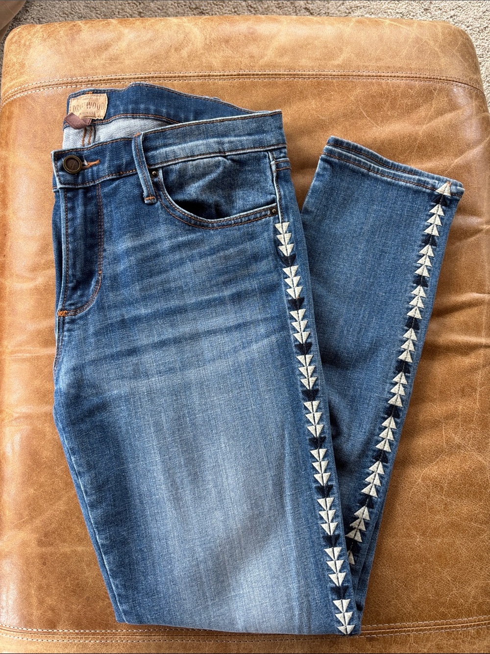 Driftwood Women's Blue Embroidered Side-Trim Jeans